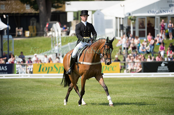 Michael Jackson (GBR) riding The Masters Apprentice
