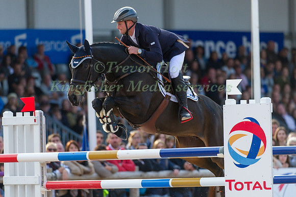 Michael Jung of Germany riding Fischerrocana FST