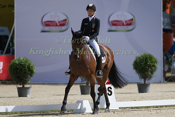 INGRID KLIMKE (GER) AND HORSEWARE HALE BOB OLD