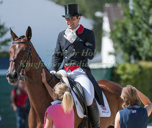 ALEXANDER BRAGG (GBR) AND ZAGREB