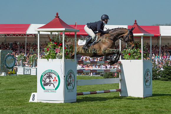 EMILIE CHANDLER (GBR) RIDING  COOPERS LAW
