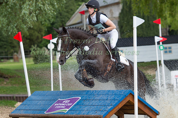 Sandra  Auffarth (GER)  riding Ispo