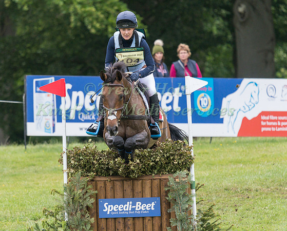 YASMIN INGHAM (GBR) AND SANDMAN 7
