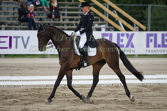 Sanna Siltakorpi and Lucky Accord