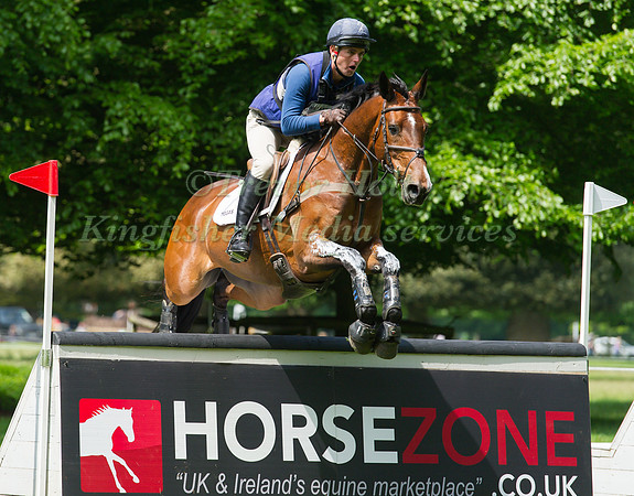 Andrew  James (GBR) riding  Hold Me Down