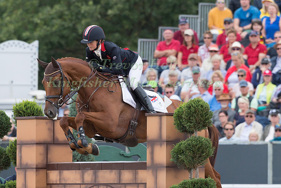 Piggy French (GBR) and Quarrycrest Echo