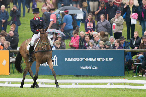 Pippa Funnell (GBR) riding Mirage D'Elle