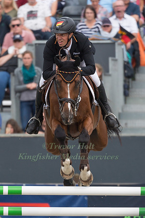 Kai Rüder (GER) and Colani Sunrise