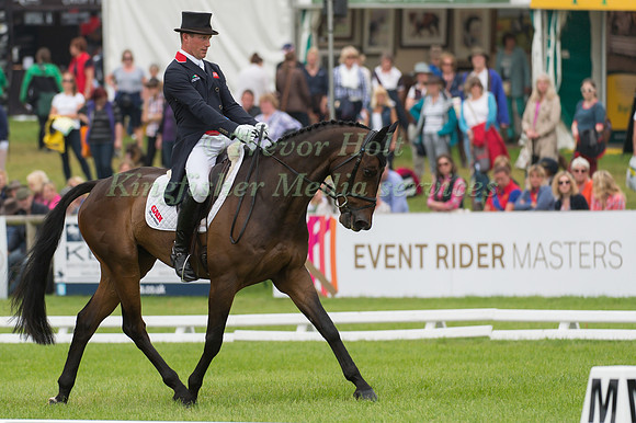 Oliver Townend (GBR) riding Note Worthy