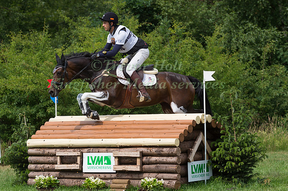 ESTEBAN VALLE BENITEZ (ESP) AND MILANA