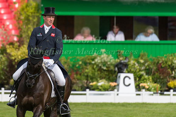 Oliver Townend of Great Britain  riding Black Tie