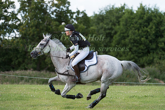 Josephine   Schnaufer (GER) riding Sambucca 10