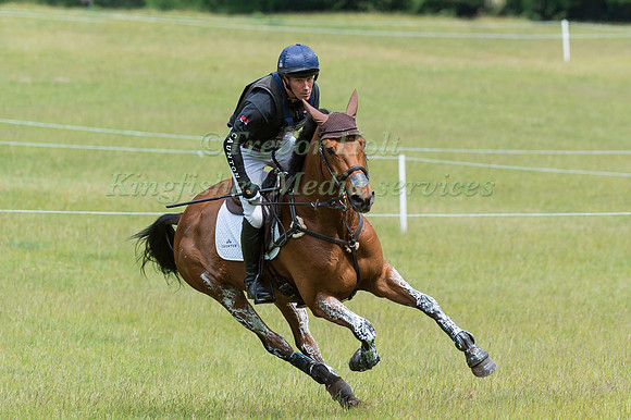 OLIVER TOWNEND AND CRAZY DU LOIR