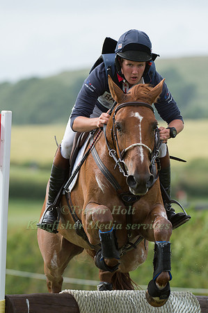 Tom McEwen (GBR) riding Joyride