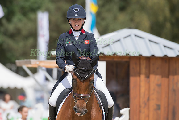 LAURA COLLETT (GBR) AND MR. BASS