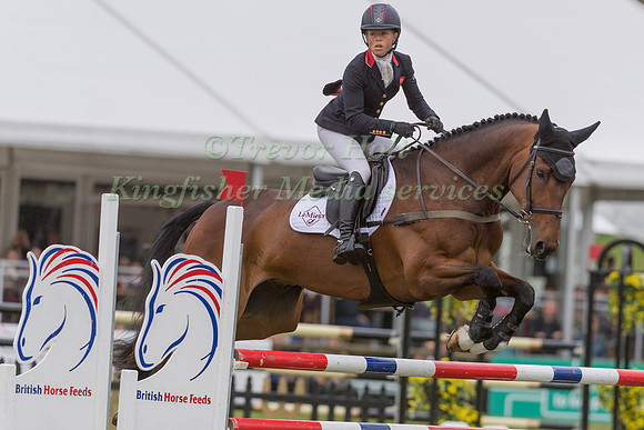 ROSALIND CANTER AND REHY ROYAL DIAMOND