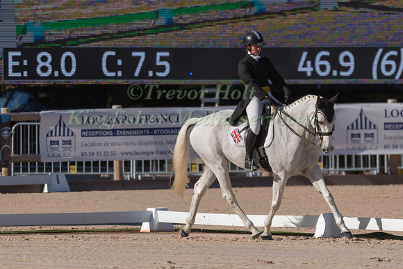 VICTORIA MADSEN (GBR) AND NYSA DE PETRA