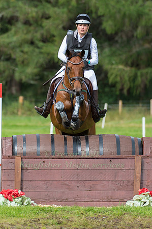 JOSEPHINE  SCHNAUFER (GER) RIDING VIVIAN 47