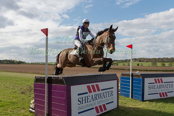 GEORGIE STRANG  RIDING COOLEY EARL