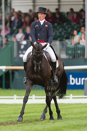 OLIVER TOWNEND (GBR) RIDING MHS KING JOULES