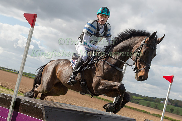 ANDREW  HOY (AUS) RIDING RUTHERGLEN