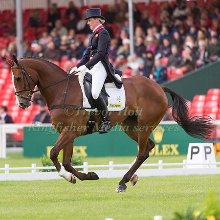 Nicola Wilson (GBR) and One Two Many