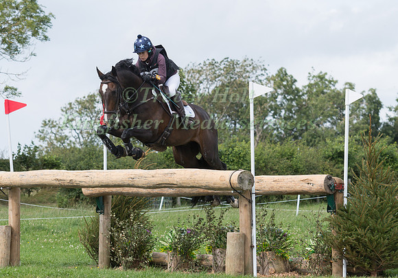 PAULIINA SWINDELLS RIDING  FERRO S