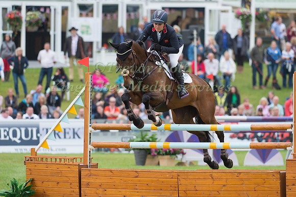 Gemma Tattersall (GBR) riding Chico Bella P