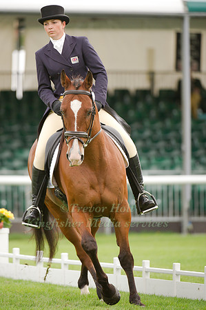 Sarah Stretton and Skip On