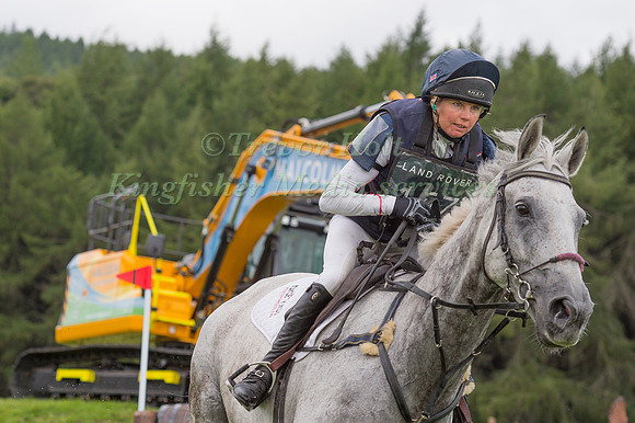 LOUISE HARWOOD (GBR) AND DREAM DRAGON