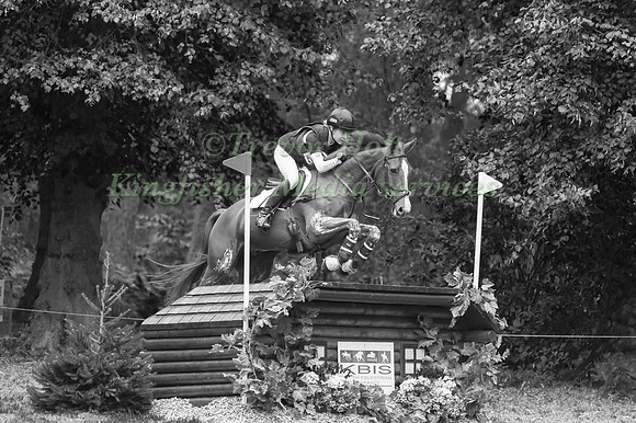 Mollie Summerland of Great Britain riding  BLUSTEREN