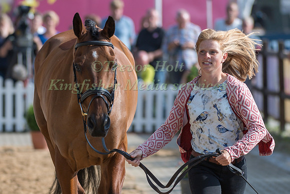 ROSALIND CANTER (GBR) AND ZENSHERA