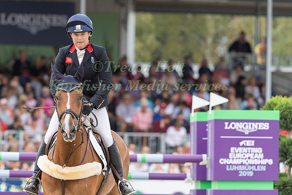 Pippa Funnell (GBR) and Majas Hope