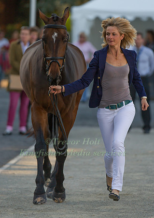 Lucinda Fredericks and Flying Finish