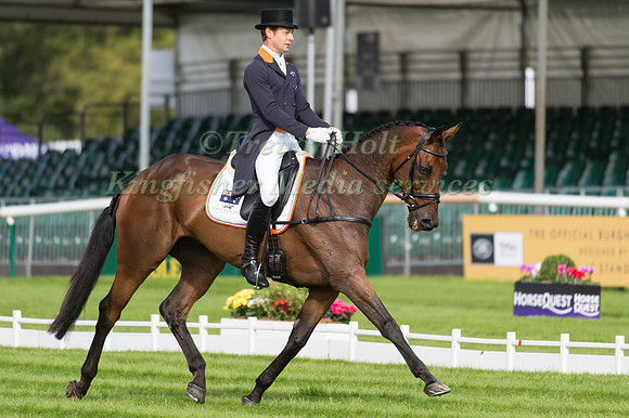 Christopher Burton (AUS) and  Haruzac