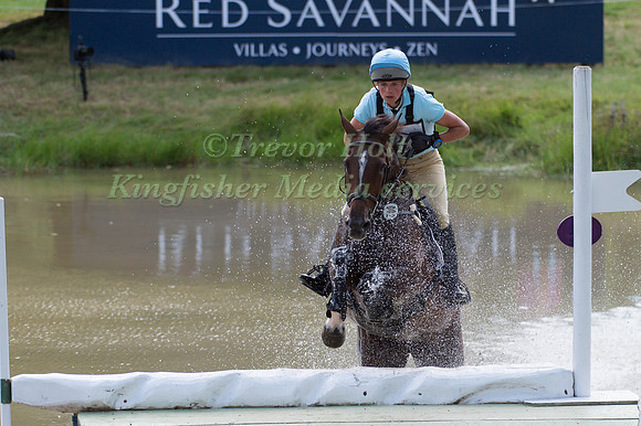 IZZY TAYLOR (GBR) RIDING KBIS BRIARLANDS MATILDA