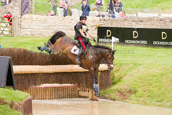 Mattia Luciani and Horsewares Parko