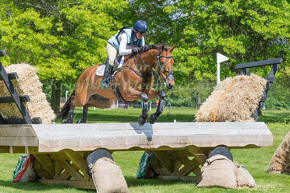 KITTY KING (GBR) AND MHS FERNHILL FINALE