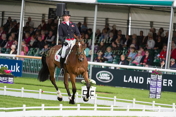Oliver Townend (GBR) and  Dromgurrihy Blue