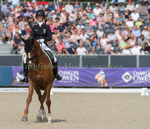 Sandra Auffarth (GER) and Viamant du Matz