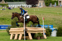 EMMA HOBDAY AND SHADOW PUPPET  TAKING PART IN THE CROSS COUNTRY PHASE OF THE ADVANCED CLASS