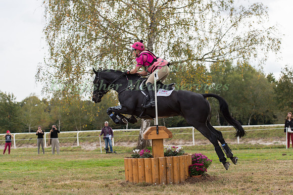 Emma Hyslop-Webb of Great Britain riding Pennlands Douglas