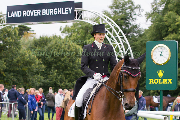 Sarah Bullimore (GBR) and  Reve Du Rouet
