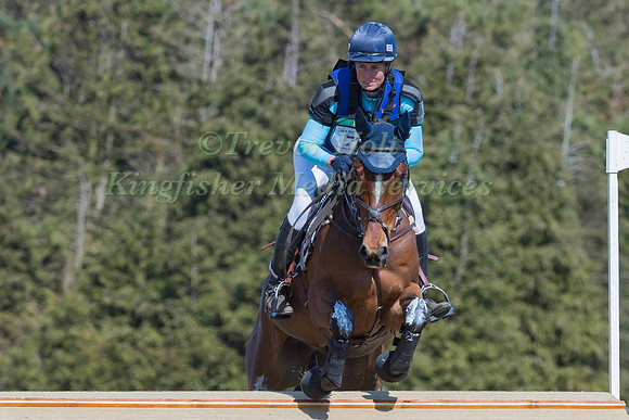 JODIE AMOS RIDING WISE CRACK