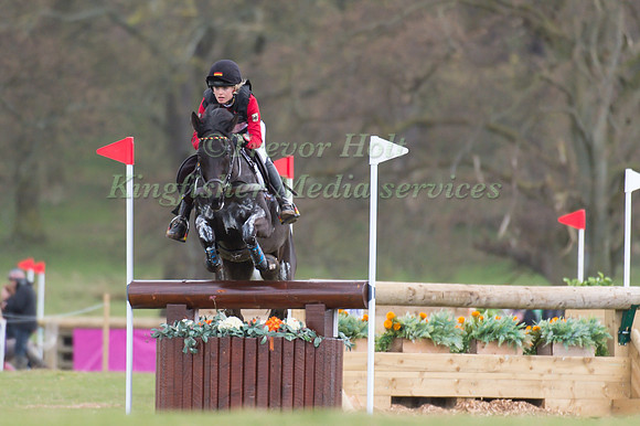 Flora  Reemtsma (GER) riding Ikarosz
