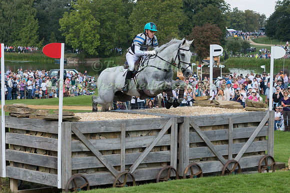 Andrew  Hoy (AUS) and The Blue Frontier