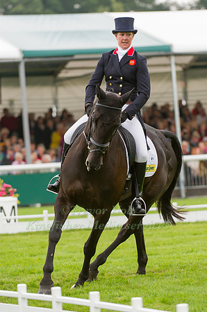 Nicola Wilson and Opposition Buzz