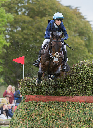 BELLA INNES KER RIDING  COOLROCK COOLEY