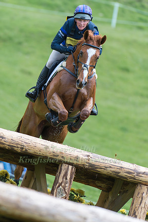 Zara Phillips riding  DROPS OF BRANDY