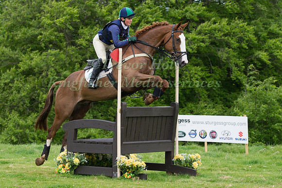 Polly Stockton Riding  Lariats Sun